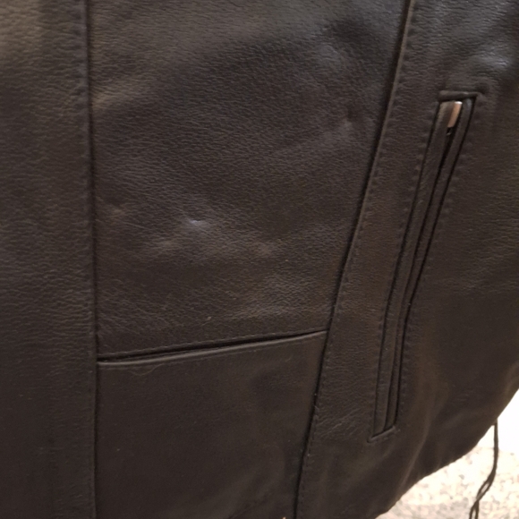 Men's Leather Vest - Picture 4 of 4